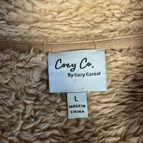Camel colored teddy jacket - Picture 4 of 6